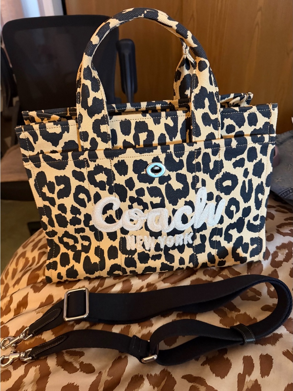 Like New! Coach Leopard Print Satchel in Beige and Black HARD TO FIND